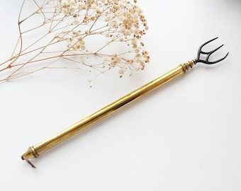 Tenedor para tostar de latón antiguo, tenedor telescópico para tostar, utensilio de cocina victoriano, extensible hasta 63 cm, para tostar malvaviscos, tenedor para tostar crumpet