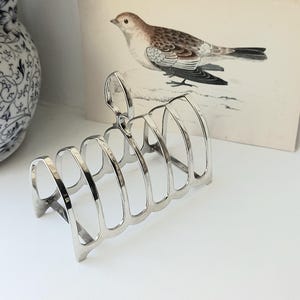 Victorian silver plated toast rack by William Hutton & Sons, Angle Plate, takes 6 slices, Gothic design, antique silver plate, 19th century