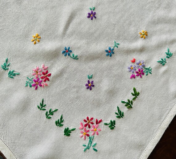 ヴィンテージ手刺繍テーブルクロス、花柄、1950年頃（34 x 31インチ