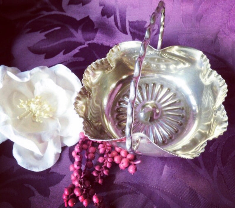 A Victorian Edwardian silver plated bonbon dish made by William Hutton and sons c1900 Perfect for serving sweet treats.