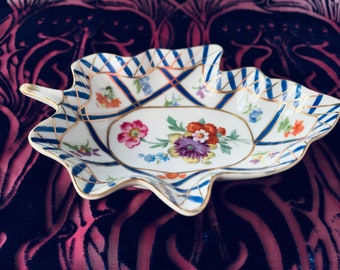 Vintage Porcelaine Royale Trinket Dish: Hand-Painted Floral Leaf