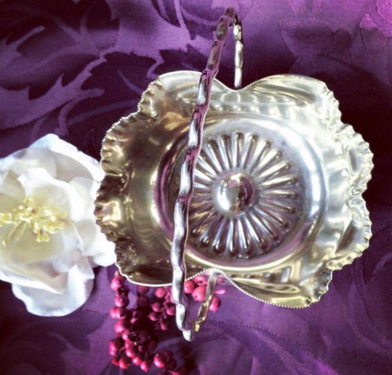 A Victorian Edwardian silver plated bonbon dish made by William Hutton and sons c1900 Perfect for serving sweet treats.