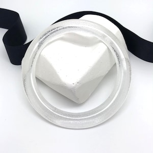 Bracelet jonc artisanal en verre transparent : bijoux en cristal transparent (taille 8 1/8)