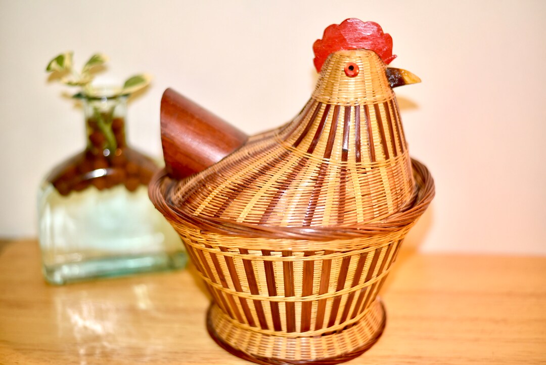 Vintage Figural Chicken Wicker Basket Woven Egg Basket Kitschy Etsy