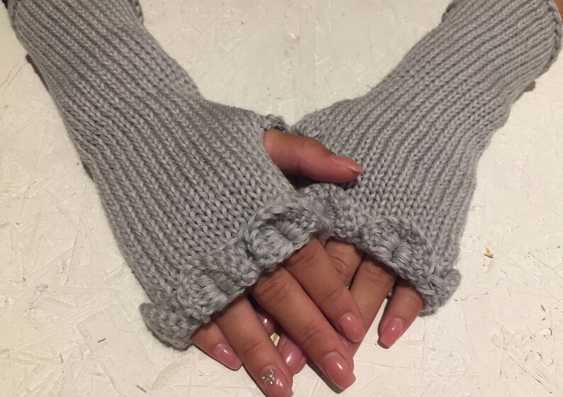 Knitt gray fingerless gloves dragon scale knit gloves arm warmers winter gloves women wrist warmers women gift long fingerless mittens image 2