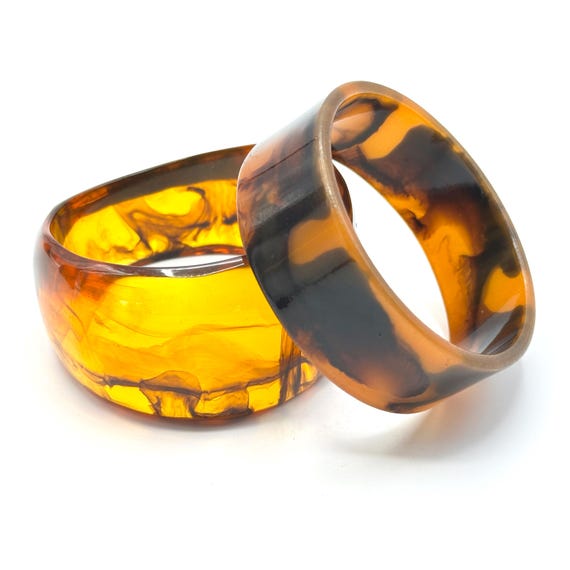 Vintage Tortoiseshell Bangle Set — Size 7 1/2 — F… - image 1