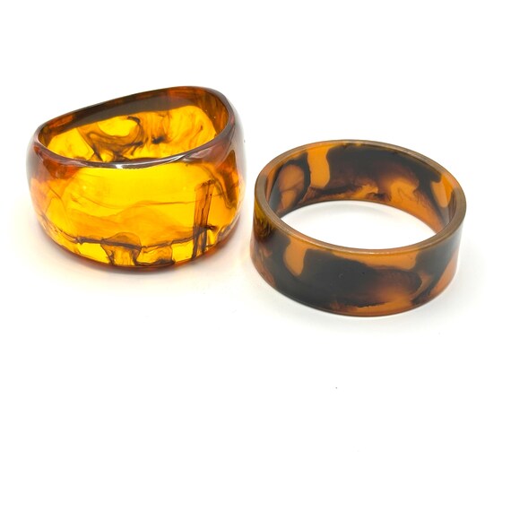 Vintage Tortoiseshell Bangle Set — Size 7 1/2 — F… - image 2