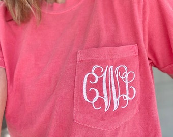 Monogram Comfort Colors Pocket Tee, Short Sleeve Monogram Shirt, Personalized Shirt for Women, Summer Shirt for Her, Custom Name Crew Neck