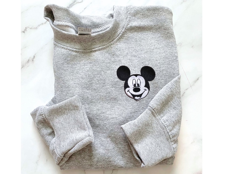 Toddler Boy Disney Sweatshirt Mickey Mouse Boys Embroidered sweatshirt Little Boy Disneyworld Shirt bild 4