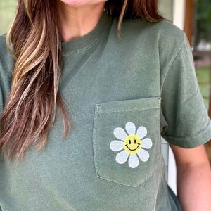 Flower Smiley Face Comfort Colors pocket Tee, Vintage Flower Shirt, Retro Flower Smiley Face