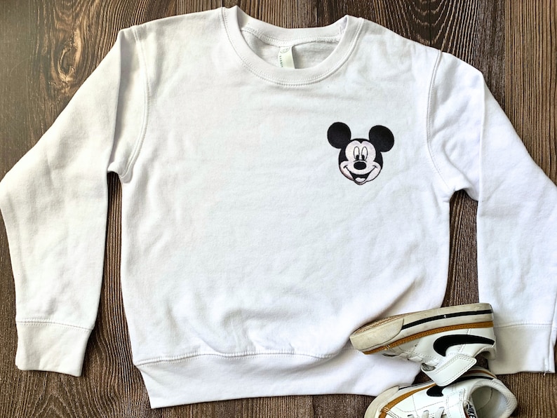 Toddler Boy Disney Sweatshirt Mickey Mouse Boys Embroidered sweatshirt Little Boy Disneyworld Shirt bild 6