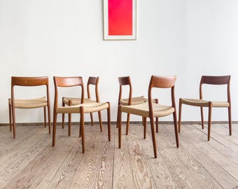 Sillas de comedor de teca de mediados de siglo n.° 77, de Niels O. Møller para J. L. Moller, juego de 6