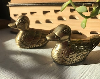 Vintage Set of Two Solid Brass Duck Figurines / Paperweights 1960's S3B1
