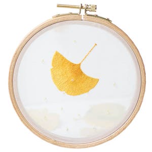 Transparent Embroidery  Kit,Ginkgo leaf ,double-sided Embroidery Hoop art, gift, Craft kits, Diy kit