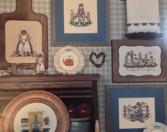 Canterbury Designs Country Capers Cross Stitch Pattern. FREE SHIPPING. Used Condition.
