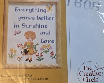 Creative Circle 1608 Sunshine and Love Cross Stitch Kit. FREE SHIPPING. Older Condition.