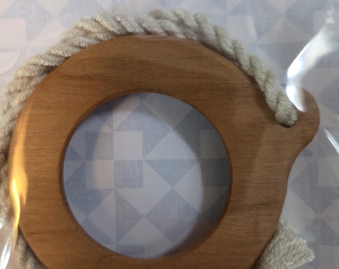 Shore & Spruce Cherry Wood Cream Rope Self Finishing Ornament/Tag Fits 1.25" Canvas. FREE SHIPPING. New Condition.