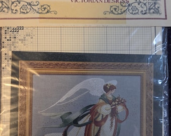 Lavender & Lace Angel of Autumn Cross Stitch Pattern. Preowned Good Condition. Free Shipping.