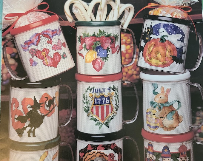 Leisure Arts Holiday Mugs Cross Stitch Pattern. FREE SHIPPING. Used Condition.