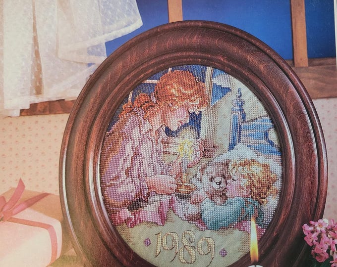 Cross Stitch and Country Crafts Magazine Nov/Dec 89. 28 Great Projects. FREE SHIPPING. Used Old Condition.