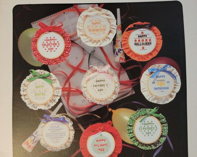 Hoop It Up for Holidays Cross Stitch Pattern. FREE SHIPPING. Used Older Condition.