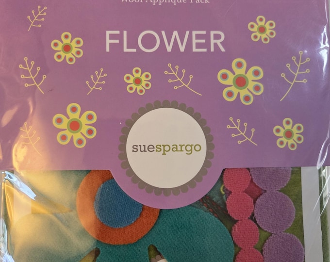 Sue Spargo Flower PreCut Wool Applique Pack. Free SHIPPING. Estate Preowned Good Condition.