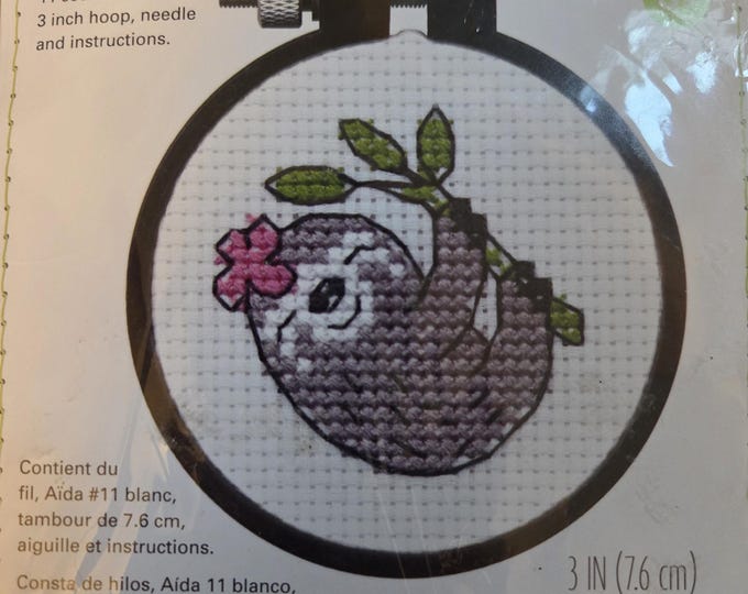 Dimensions Learn a Craft Sloth Counted Cross Stitch Kit. FREE SHIPPING. Good Condition.