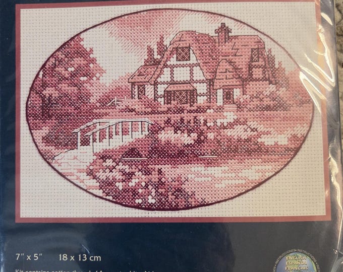 Jiffy Rose Cottage Counted Cross Stitch Kit. FREE SHIPPING. Preowned Condition. Retaped