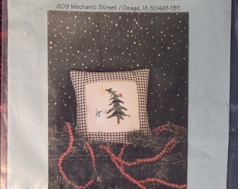 Waxing Moon Designs Snowmans Christmas Cross Stitch Pattern. Free Shipping. Used Condition. No Buttons Included.