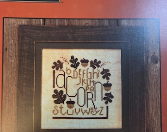 Bent Creek Acorn Cross Stitch Pattern. Free Shipping. Used Condition.