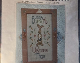Waxing Moon Designs Bunny Welcome Cross Stitch Pattern. Free Shipping. Used Condition. No Buttons Included.