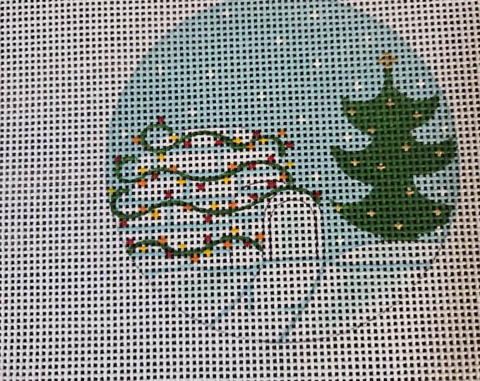 Alice Peterson Christmas Igloo Needlepoint Canvas With Threads 13# 4" Round. Preowned Estate Sale Good Condition.