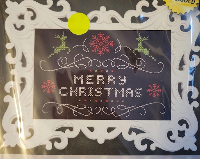 Design Works Merry Christmas Cross Stitch Kit Frame Included. FREE SHIPPING. New Condition.