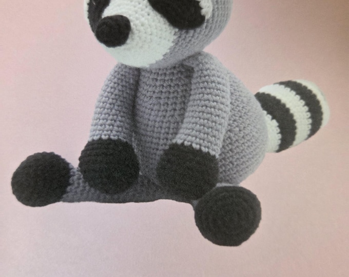 Lyanna Raccoon Crochet Kit. New Condition. FREE SHIPPING.