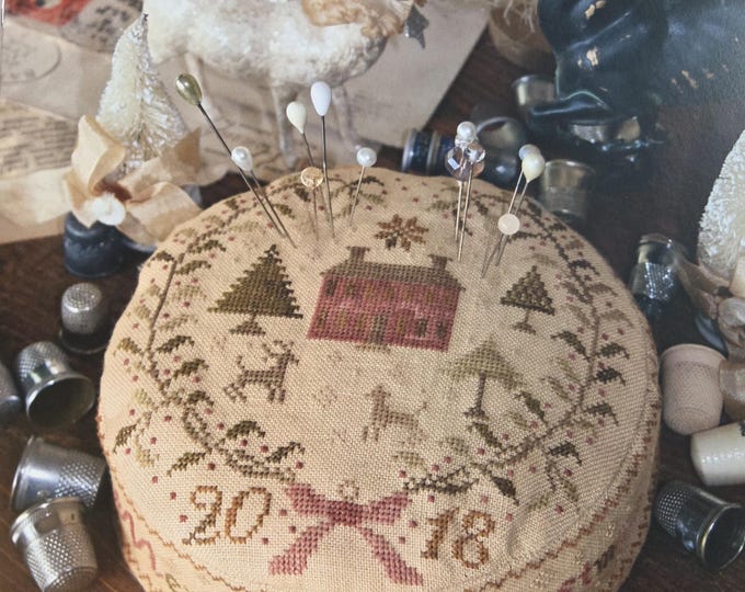 Blackbird Designs Early Christmas Morning Pincushion Cross Stitch Pattern. FREE SHIPPING. Good Condition.