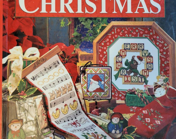 Vintage Better Homes and Gardens A Cross Stitch Christmas Cross Stitch Pattern Book. FREE SHIPPING