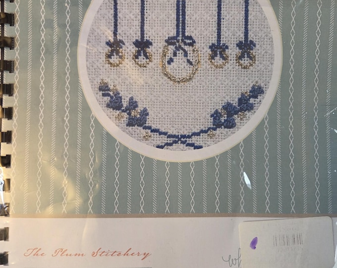 Plum Stitchery 5 Gold Rings Kit Needlepoint Canvas Kit. 18# 4". Round. Preowned Estate Sale Good Condition.