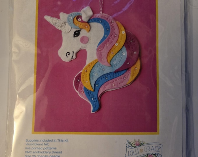 Lolli & Grace Unicorn Wool Felt Ornament Kit. Estate Preowned Like New Condition. Free SHIPPING.