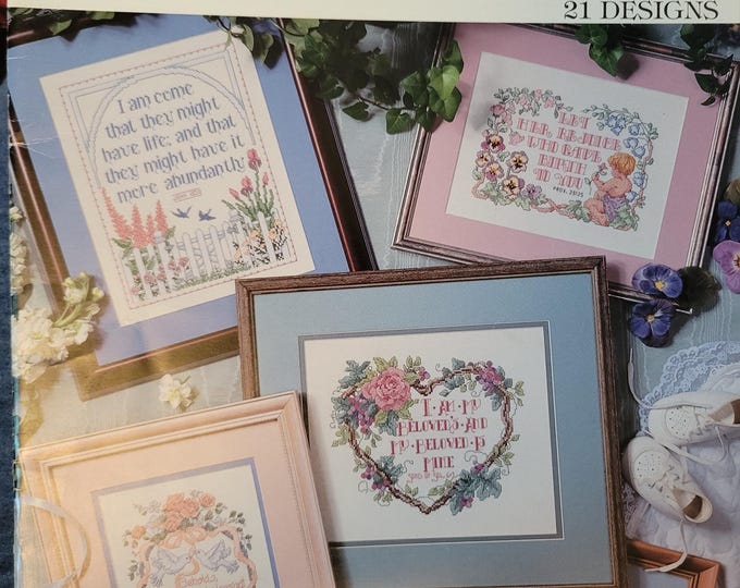 Praying Hands Scriptures for Special Days Cross Stitch Pattern. FREE SHIPPING. Used Condition.