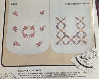 Embroidery Dresser Scarf Roses. FREE SHIPPING. Older Condition. Repackaged in a polybag.