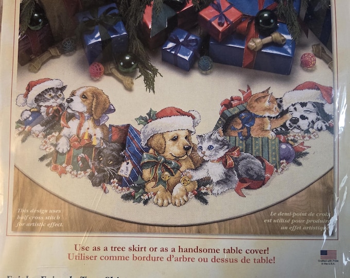 Dimensions Frisky Friends Tree Skirt Cross Stitch Kit. FREE SHIPPING. Preowned Good Condition.