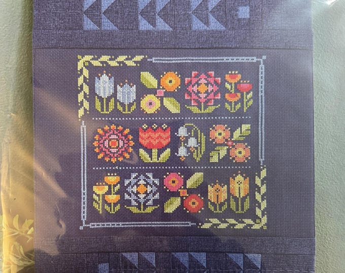 Robin Pickens Gathering Bright Blooms Cross Stitch Pattern. Free Shipping. New Condition.