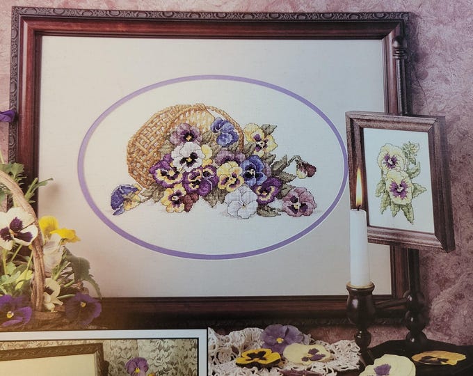 Leisure Arts Tender Blooms Cross Stitch Pattern. Free SHIPPING. Used Condition