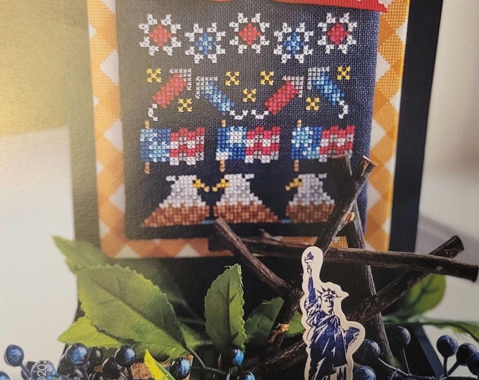 Hands on Designs 4th of July Cross Stitch Pattern. Free Shipping. Good Condition.