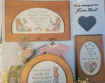 Vintage Leisure Arts Country Friends Cross Stitch Pattern. FREE SHIPPING.