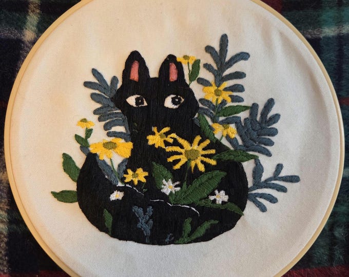 Black Cat with Yellow Flowers Handmade Embroidered Picture in 8inch Hoop with Felt Backing. Free Shipping. Some glue markings on back.