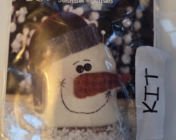 Cottonwood Creations Flaky Wool Felt Kit. Estate Preowned Like New Condition. Free SHIPPING.