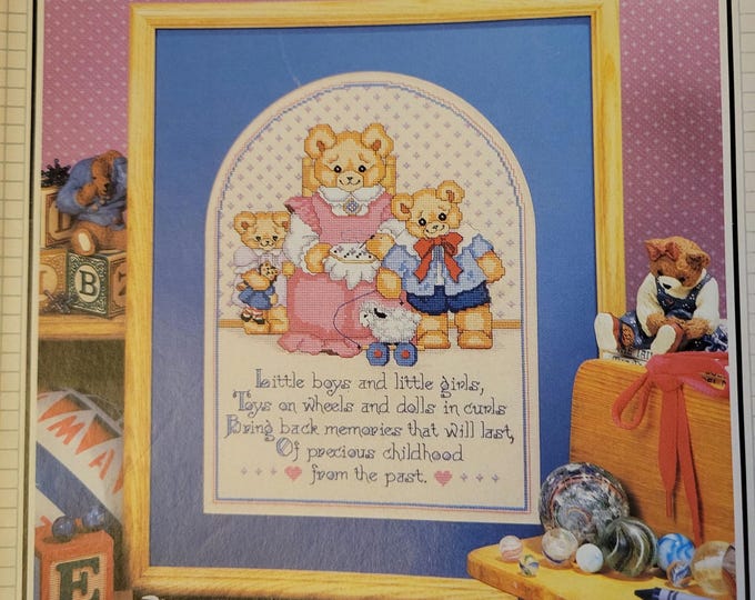Cross Stitch and Country Crafts Magazine Mar/April 1989. 32 Great Projects. FREE SHIPPING.