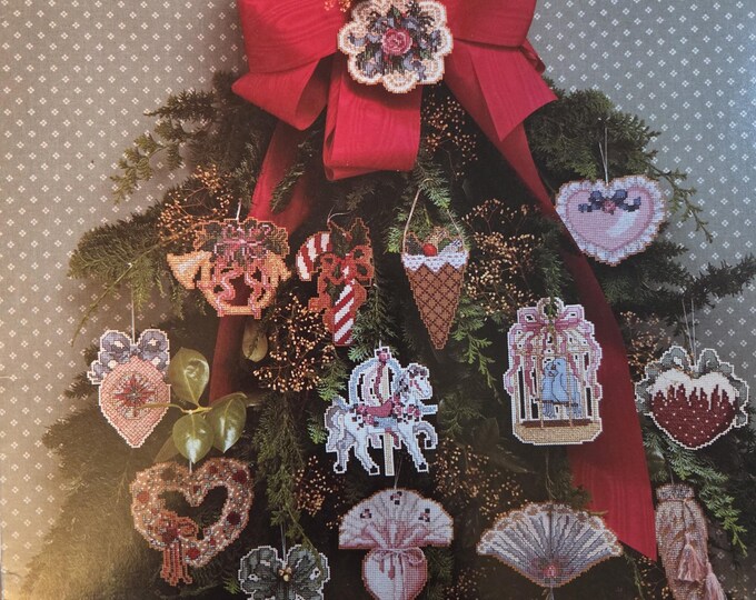 Victorian Christmas Treasures Cross Stitch Pattern. FREE SHIPPING. Used Condition.