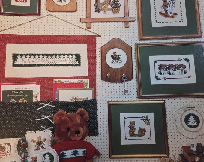 Canterbury Designs A Christmas Medley Cross Stitch Pattern. FREE SHIPPING. Used Condition.
